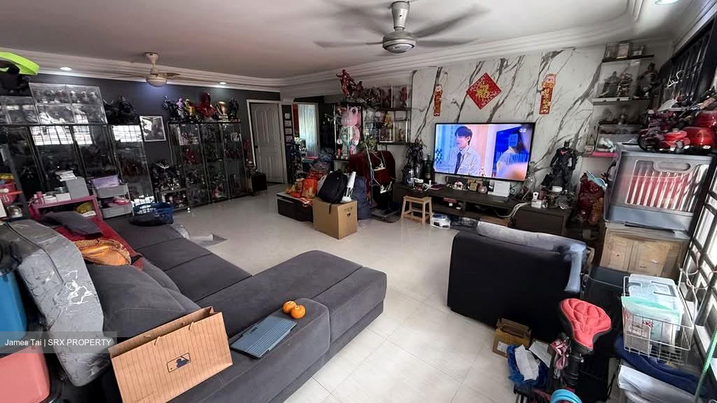 Blk 752 Jurong West Street 74 (Jurong West), HDB Executive #528683401
